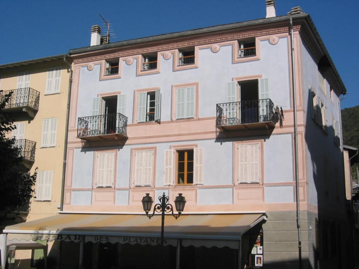Sunny 1-Bed Apartment In Lovely Mountain Village La Brigue Екстериор снимка