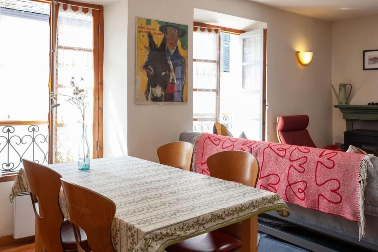 Sunny 1-Bed Apartment In Lovely Mountain Village La Brigue Екстериор снимка