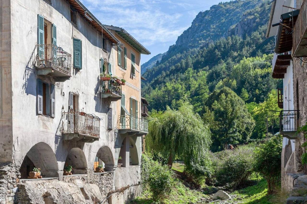 Sunny 1-Bed Apartment In Lovely Mountain Village La Brigue Екстериор снимка