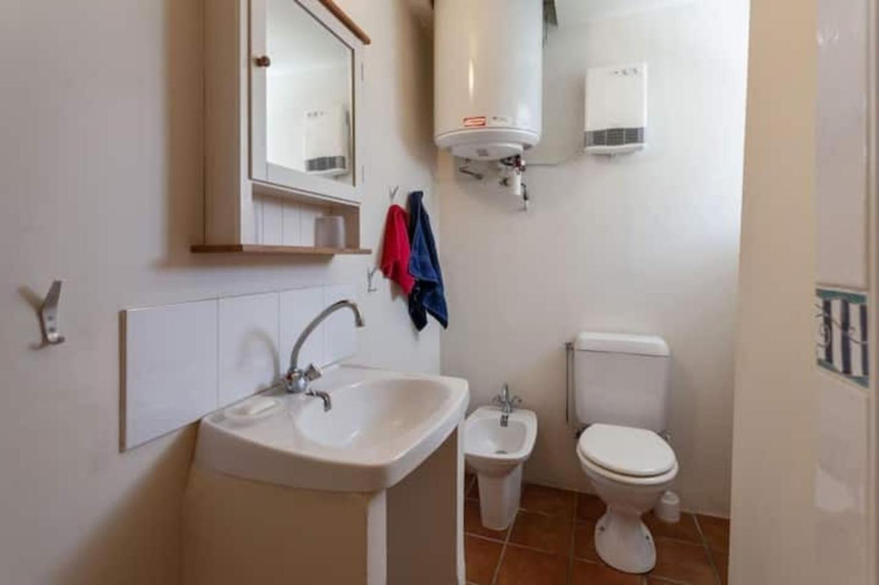 Sunny 1-Bed Apartment In Lovely Mountain Village La Brigue Екстериор снимка